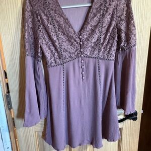 Love Riche Mauve Lace Button-Front Blouse